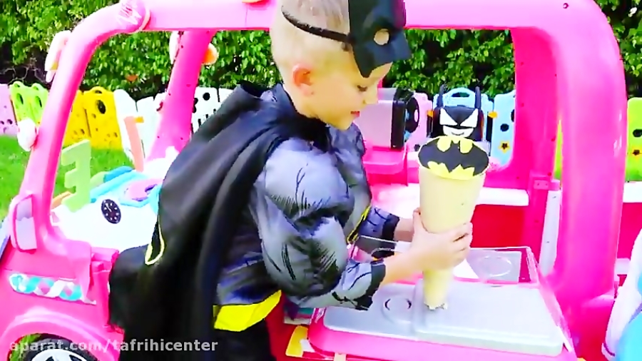 ولاد و نیکی نیکی و سوپرمن  ماج...