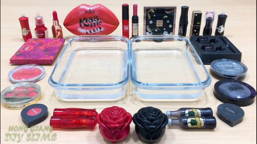 اسلایم  - میکاپ قرمز و مشکی