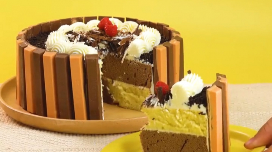 کیک آرایی و تزیین کیک