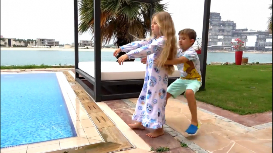 دیانا و روما   دیانا در خواب ر...