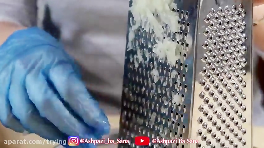 خوشمزه ترین کتلت ترد ایرانی همونا که نصفشو سر گاز میخوری