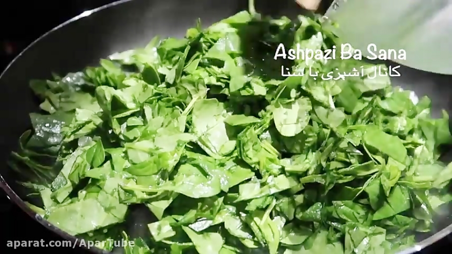 کوکو اسفناج واقعا خوشمزه، سبک و آسان کوکویی که با کوکو سبز کاملا برابری میکنه