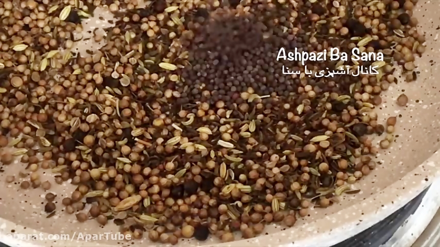 طرز تهیه پودر کاری (ادویه کاری) خانگی برای طعمی بینظیر در انواع غذاها