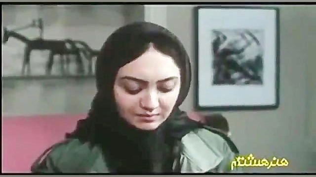 ‫تکه ای بسیار جالب از فیلم نیمه پنهان‬‎ زمان37ثانیه