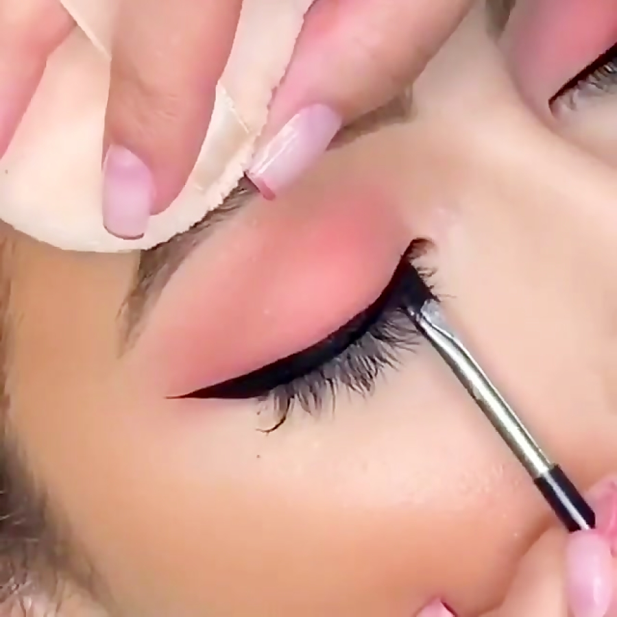آموزش آرایش چشم و ابرو
