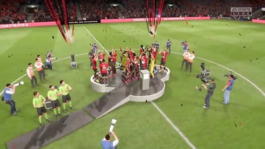 کریر مود PSG قسمت 2 در FIFA 20 جام ها از دستمون رفتند