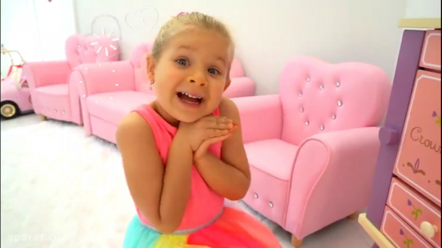 دیانا و روما با خرسهای عروسکی...