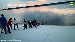 برای نجات! مردم زنجیر انسانی ر...