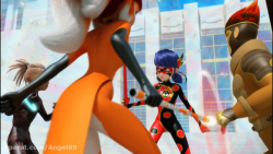 صحنه مبارزه لیدی باگ و گربه سی...