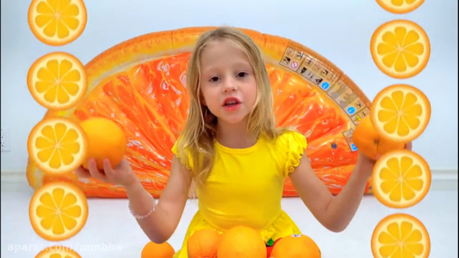 ناستیا و آهنگی در مورد میوه ها...