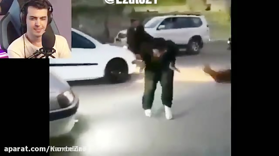 چالش سعی کن نخندی با آریا کیوک...