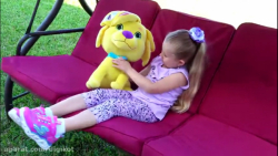 دیانا و روما با اسباب بازی های...