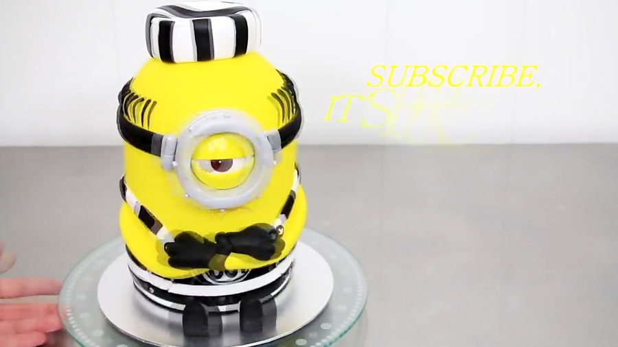 آموزش قدم به قدم کیک آرایی و تزیین کیک 10 - کیک مینیون ها