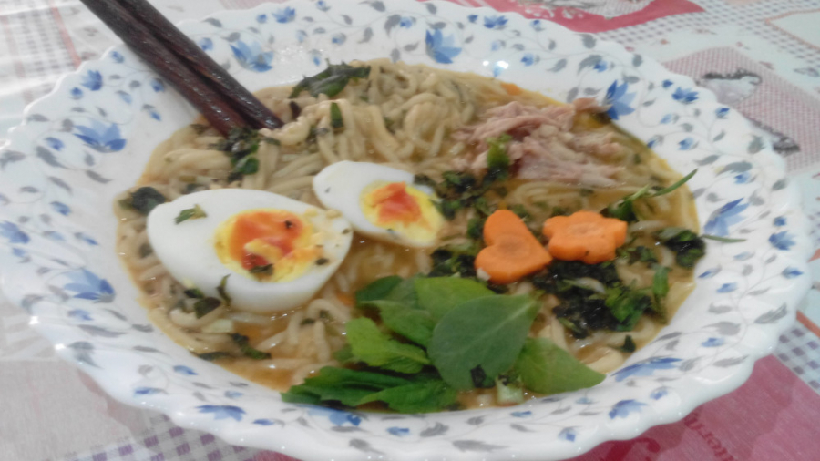 طرز تهیه غذای ژاپنی رامن.کاری از خودم هاها.