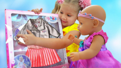 دیانا و بازی با نوزاد عروسکی :...