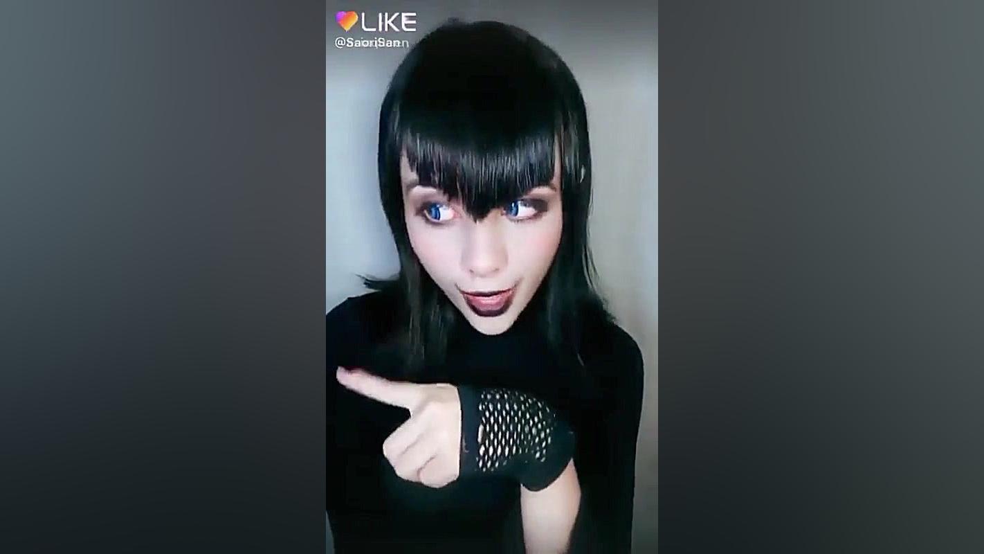 تیک تاک میویس♡لایکی^-*•{follow=follow}• جراحی گوش