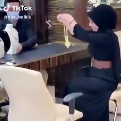 بدبخت فروشنده فکر کرد میخواد ب...