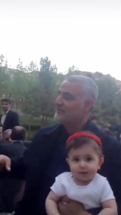 حاج قاسم سلیمانی شخصیت مهمی رو...