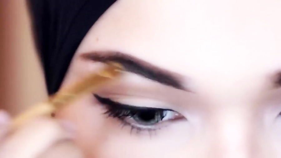 آموزش آرایش ساده ابرو