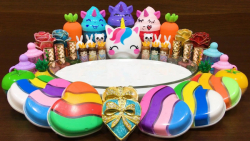 مخلوط اسلایمهای رنگی و وسایل م...