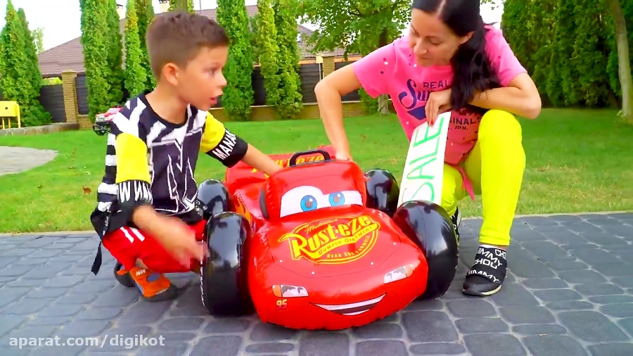 آرتم و مامانی با اسباب بازی ها...