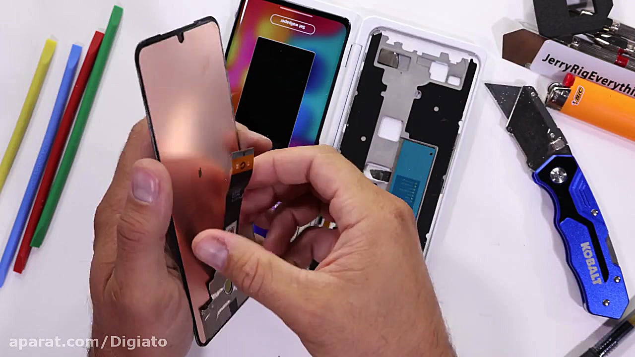 تست مقاومت گوشی ال جی ولوت تزریق ژل