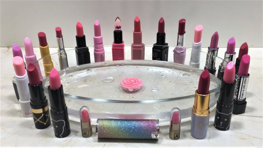 اسلایم شفاف و رژ