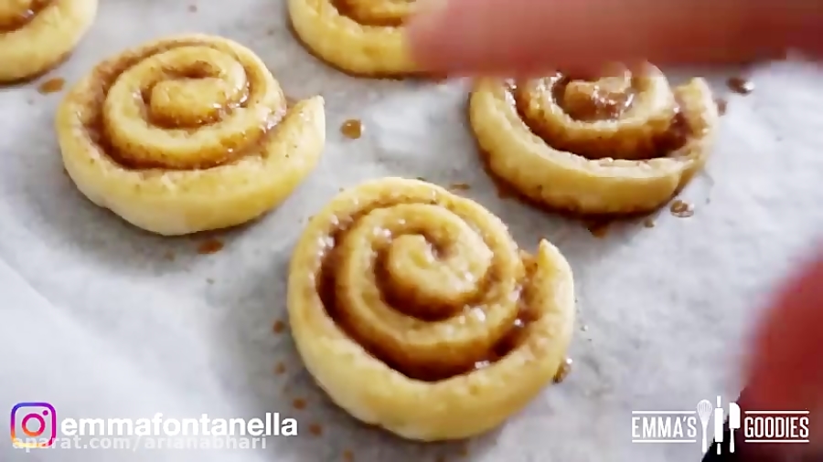 طرز تهیه نان رول دارچینی