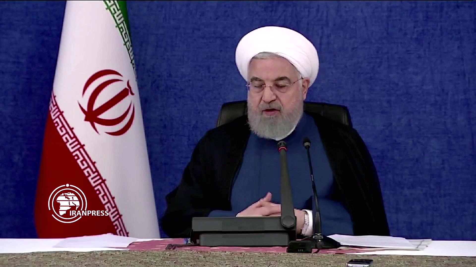 رئیس جمهور : اجرای دستورالعمل‌های بهداشتی را در فصل پاییز تشدید کنید دندان مصنوعی