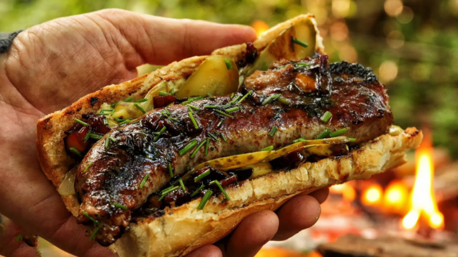 هات داگ فوق العاده با بیکن و سوسیس | آشپزخانه آلمازان 155 | (HOT DOG) زمان957ثانیه