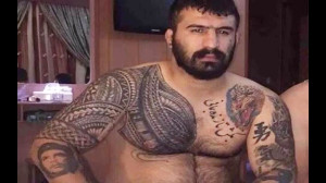 همه منطقه جنگه همش تیر وتفنگه