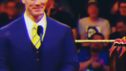 جان سینا دنبال = دنبال