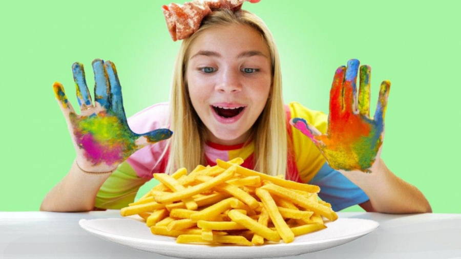 دوستان دیانا و استیسی  مگی و ب...