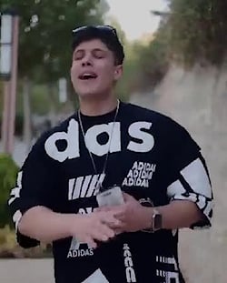 سلامتی همه پدرا⁦(✿ ♡‿♡)⁩