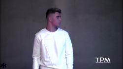 دانلود موزیک ویدئو علی حسینی...