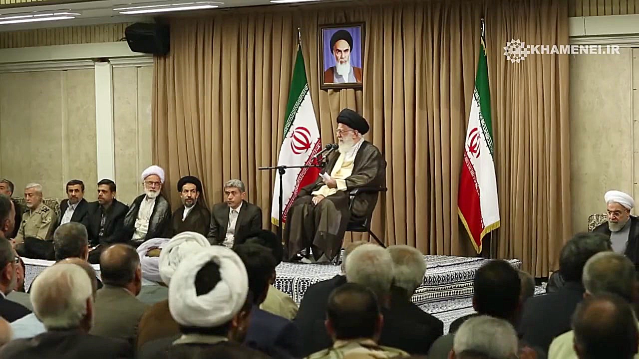 نظر رهبری درباره تیم مذاکره کننده ی هسته ای و منتقدین تزریق بوتاکس
