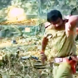 یه فیلم هندی کاملا اکشن !!!!!!...