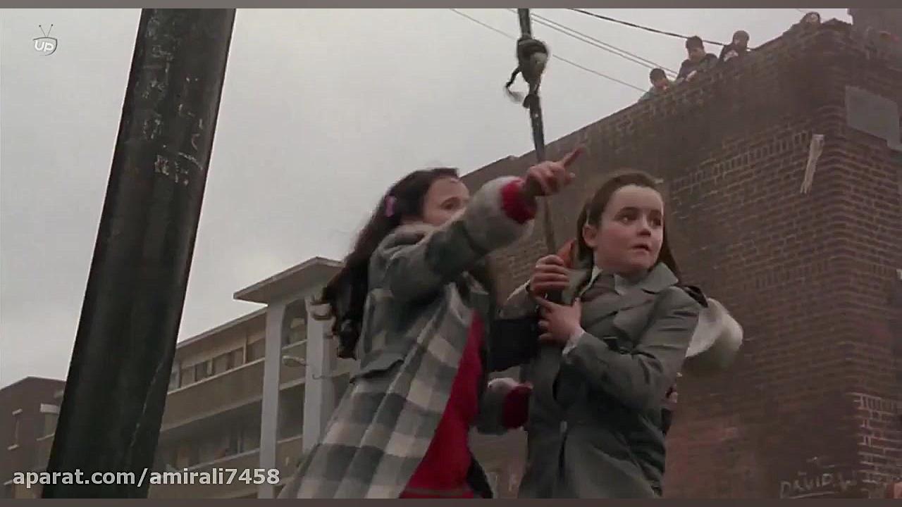 فیلم به نام پدر In the Name of the Father 1993 با دوبله فارسی زمان7434ثانیه
