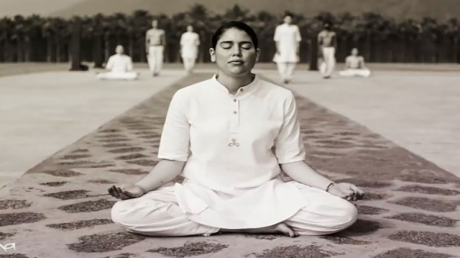 سادگورو | چگونه در شرایط سخت، زندگی را کنترل کنیم؟