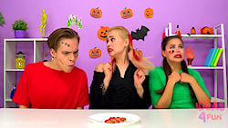 چالشی سرگرمی  چالش خوراکی های...