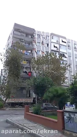 فیلمی وحشتناک از لحظه فرو ریخت...