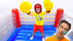 سونیا و بابایی  سونیا ابرقهرما...