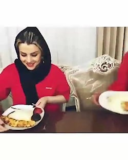 مادر دختری پارمیس و مادرش