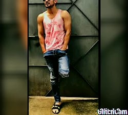 برای عشقم جان میدهم