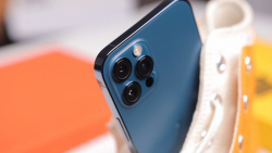 بررسی تخصصی آیفون 12 و آیفون 1...