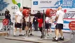 425 kg اسکوات بدون لوازم جانبی...
