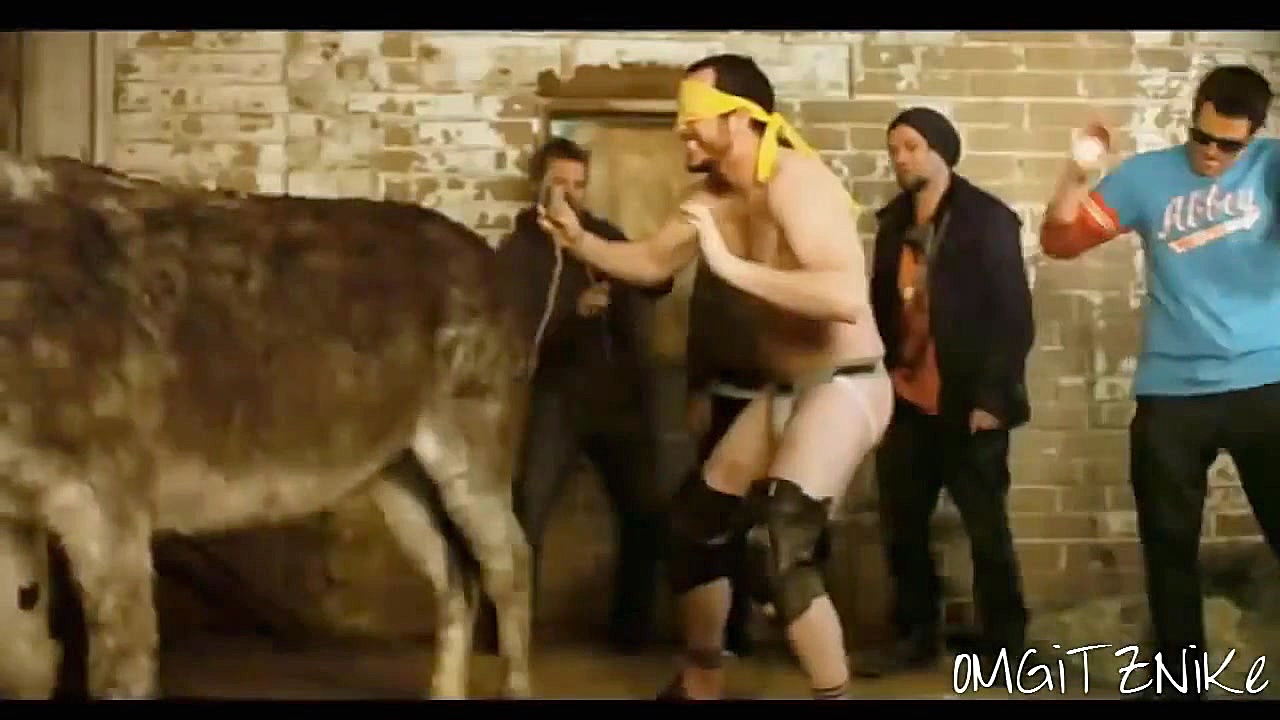تریلر فیلم Jackass 3.5 2011 زمان96ثانیه
