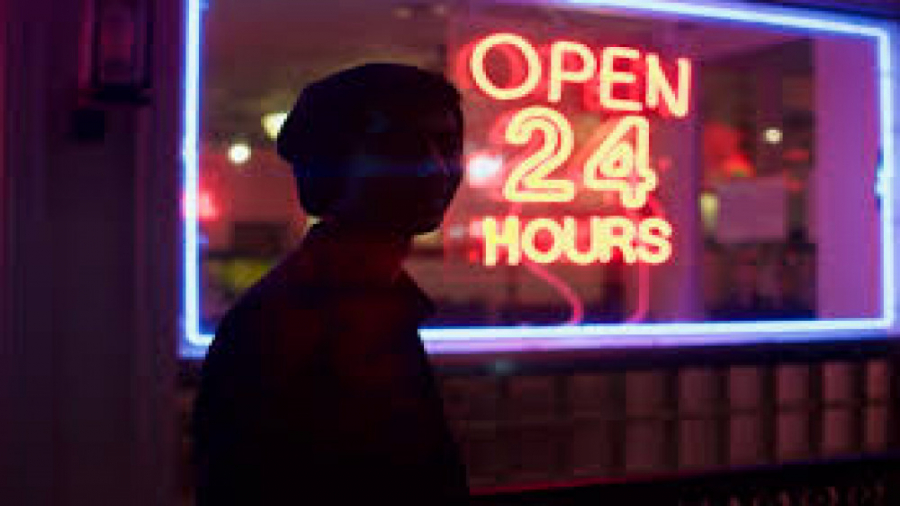 فیلم Open 24 Hours 2018 فروشگاه 24 ساعته (بشدت ترسناک) زمان5924ثانیه