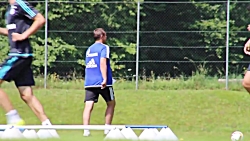 پیگیری تمرینات شالکه زیر گرمای...