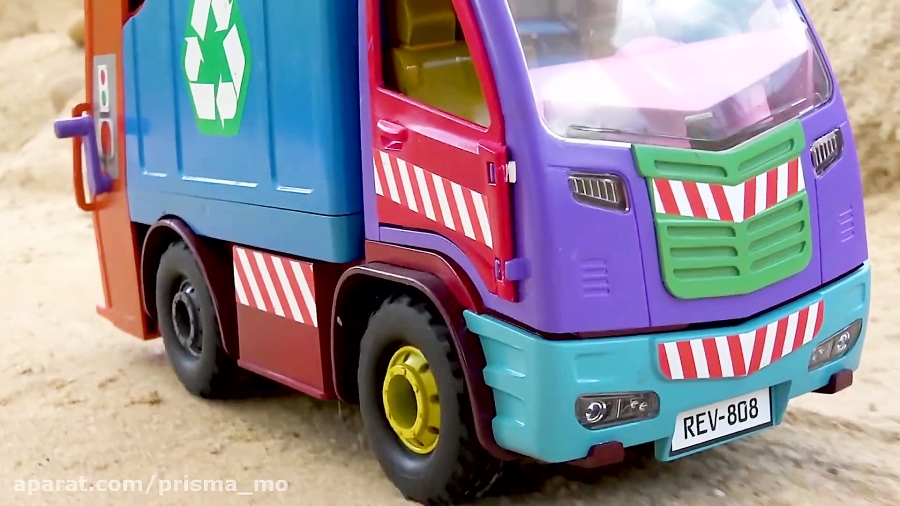 ماشین بازی  اسباب بازی  کامیون...